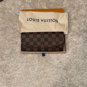 Louis Vuitton Emilie wallet